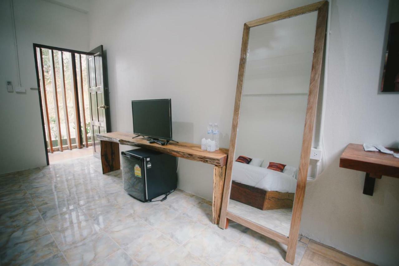 Yayo Coffee And Bed Apartment Chiang Rai Exterior photo