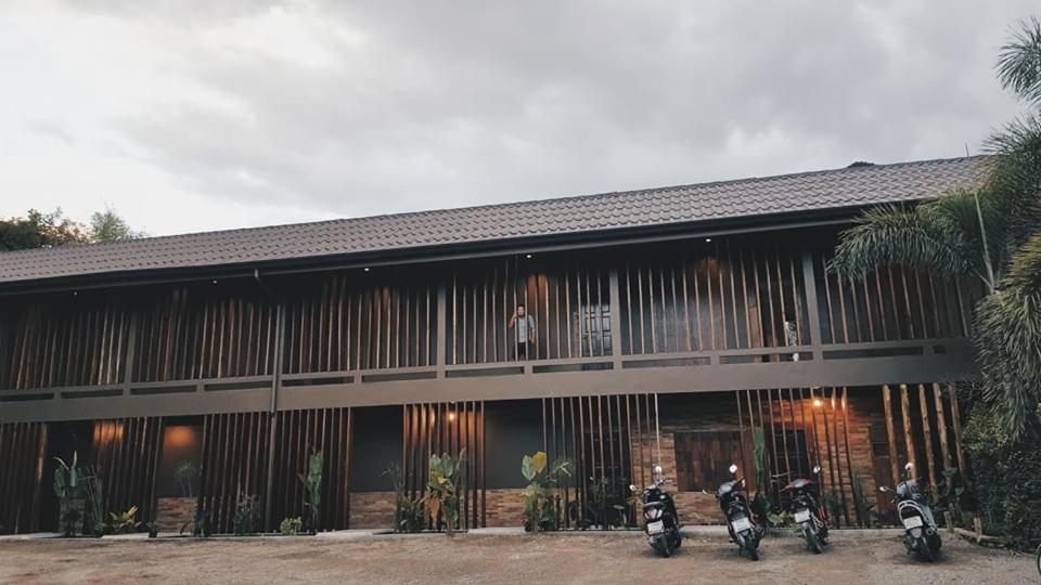 Yayo Coffee And Bed Apartment Chiang Rai Exterior photo